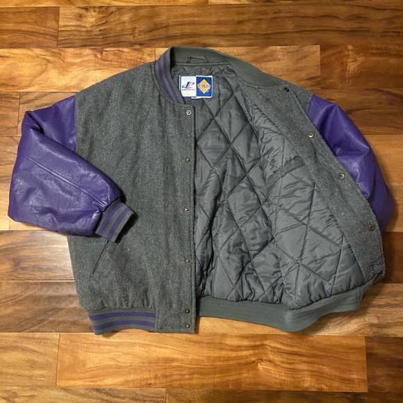 VINTAGE 90’s VIKINGS LOGO ATHLETIC VARSITY BOMBER - Picture 3 of 4